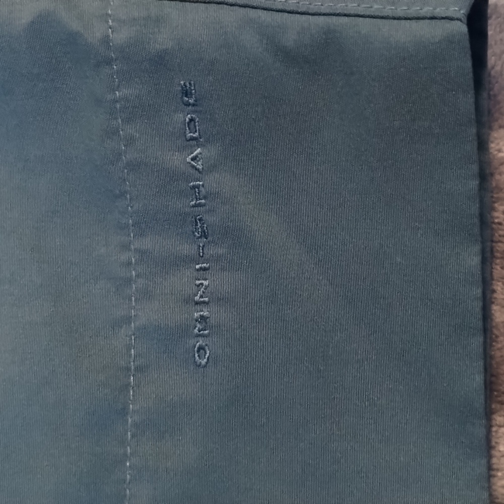 Bermuda Shorts - Picture 6 of 6